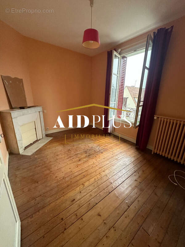 Maison à SAINT-LEU-LA-FORET