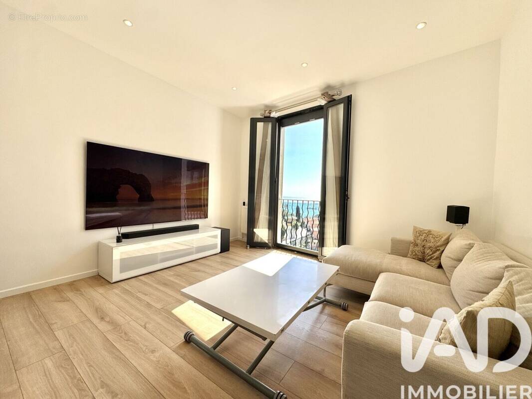 Photo 1 - Appartement à ROQUEBRUNE-CAP-MARTIN