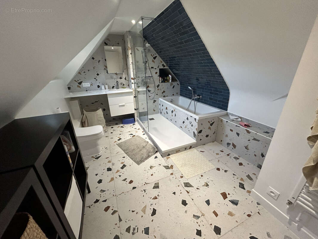 Pavillon familial de 170 m2   Proche école privée FENELON - photo 8