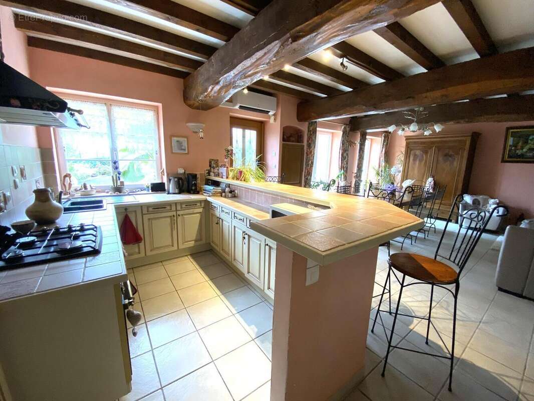 Photo 6 - Appartement à MONTMERLE-SUR-SAONE