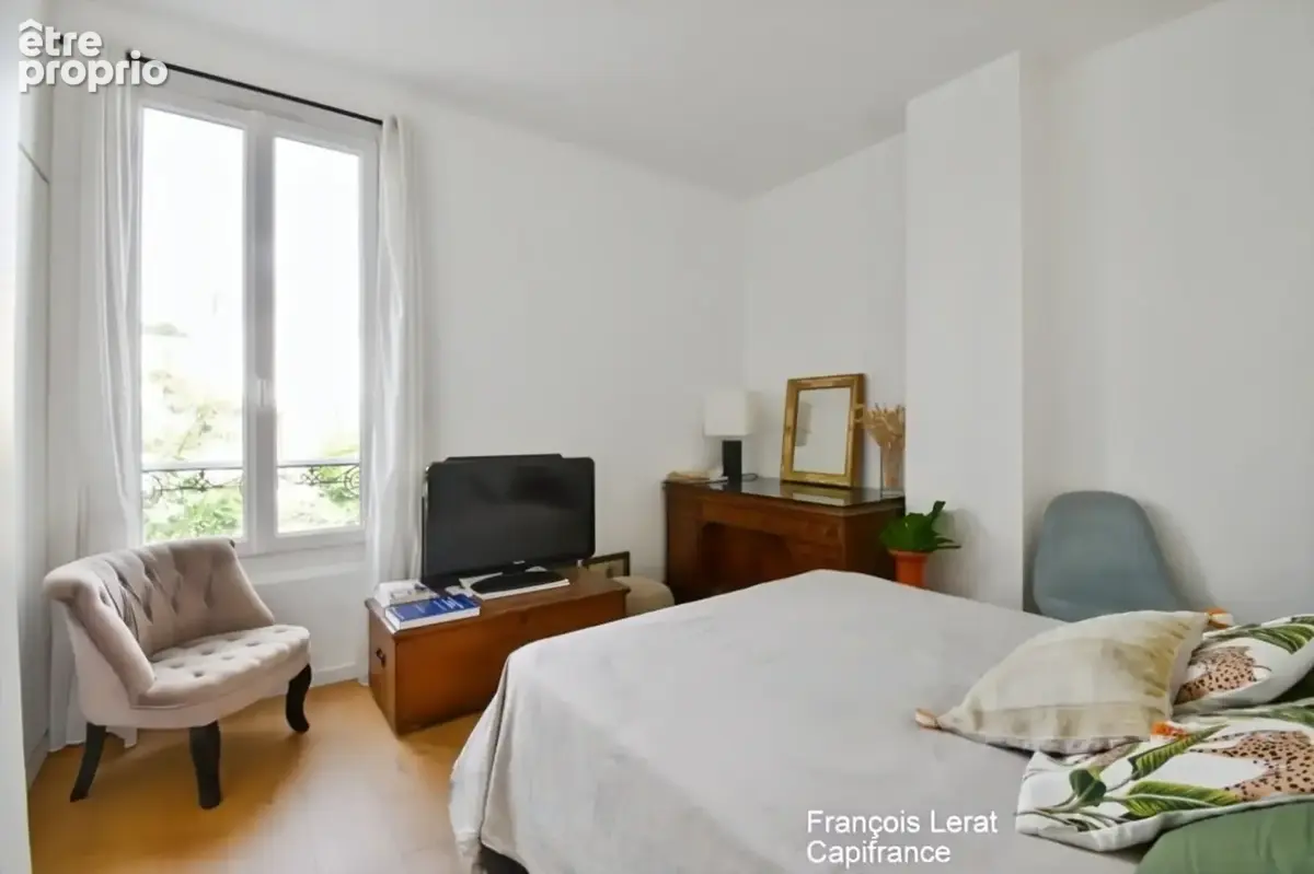 Duplex à vendre 5 pièces SAINT CLOUD (92) - Duplex de 97,05 m² avec cour privative de 45 m² – Saint-Cloud, quartier du Val d'Or  - photo 8