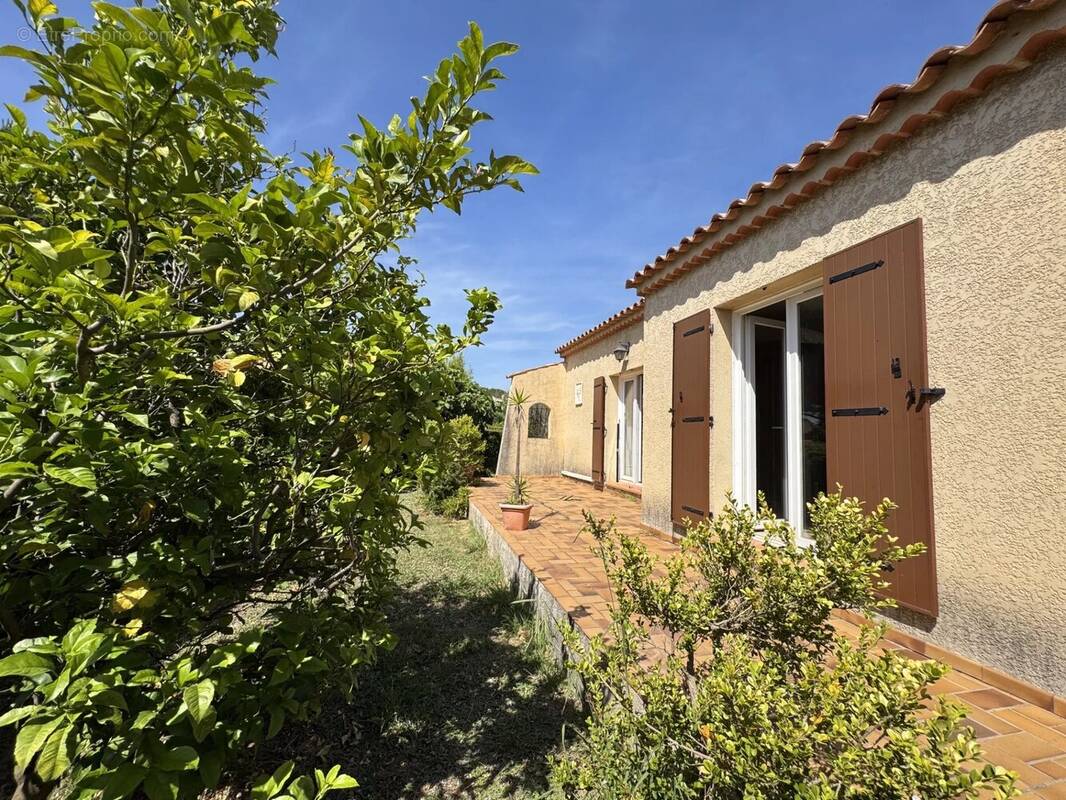 Maison à LA LONDE-LES-MAURES