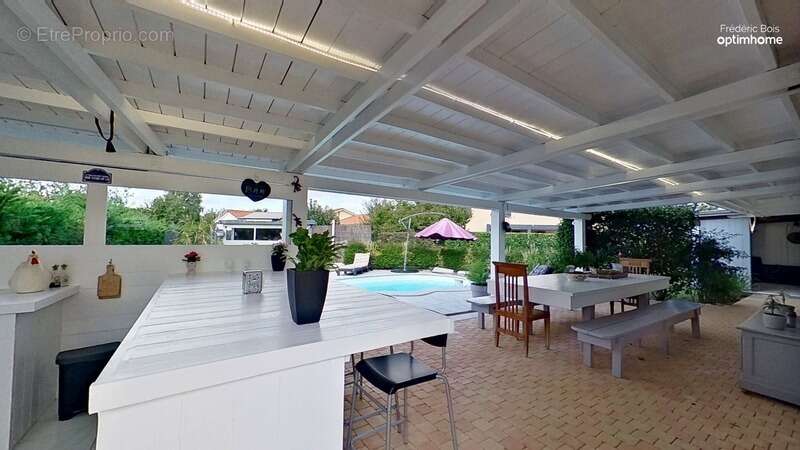 Maison à MONTMERLE-SUR-SAONE