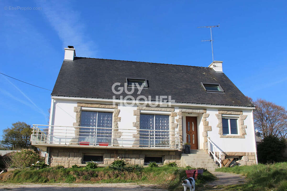 Maison à SAINT-NOLFF