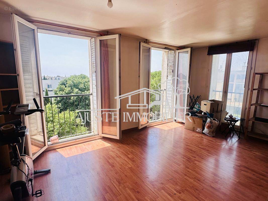 Appartement à MARSEILLE-12E