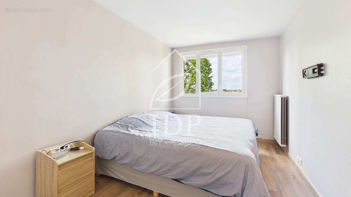 Appartement à CORBEIL-ESSONNES