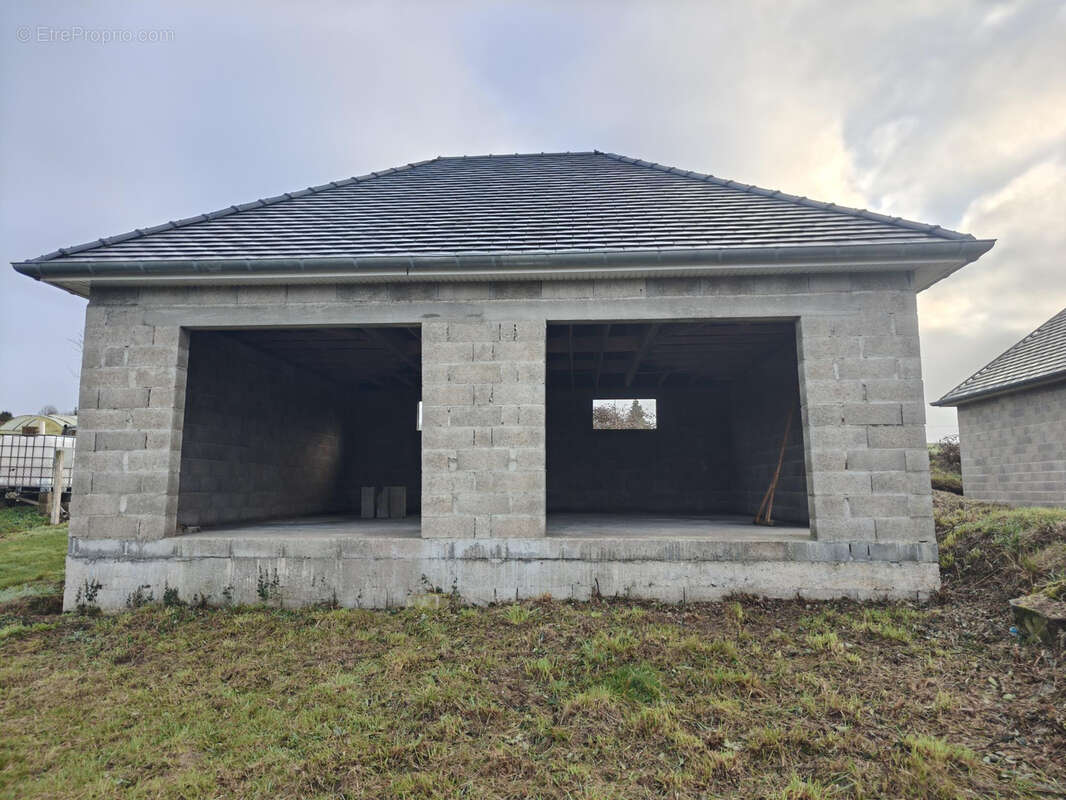 Maison à MONTREUIL-L'ARGILLE