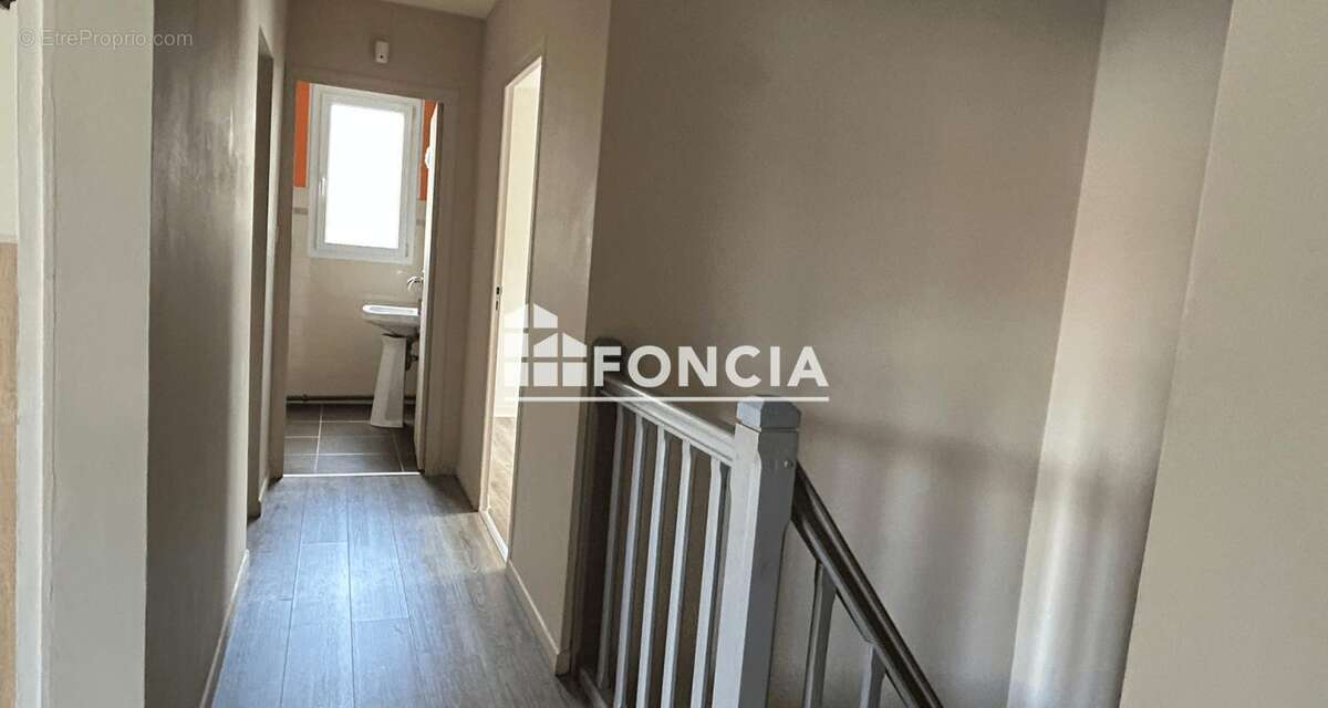 Maison à COULOUNIEIX-CHAMIERS