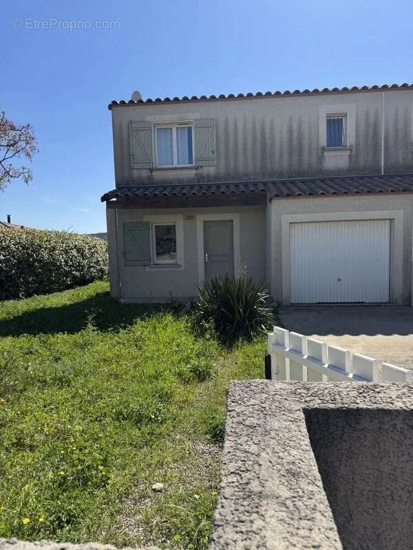 Maison à MONTREDON-DES-CORBIERES