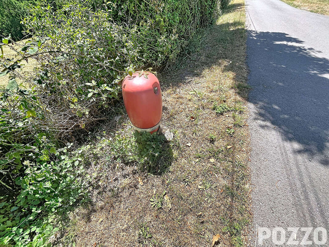 A vendre terrain de 7 000 m² a vire-normandie (14) - photo 2