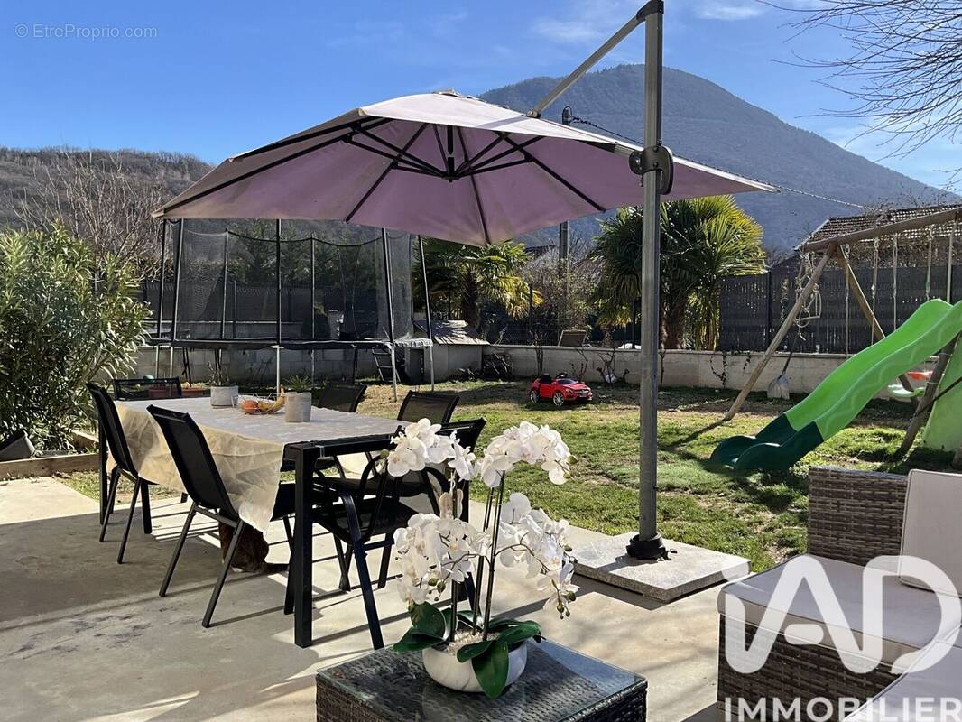 Photo 1 - Maison à CHAMP-SUR-DRAC