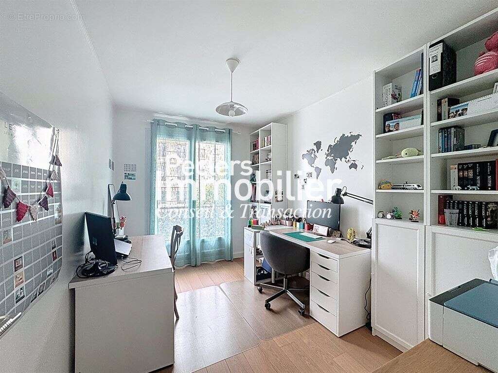 Appartement à RUEIL-MALMAISON
