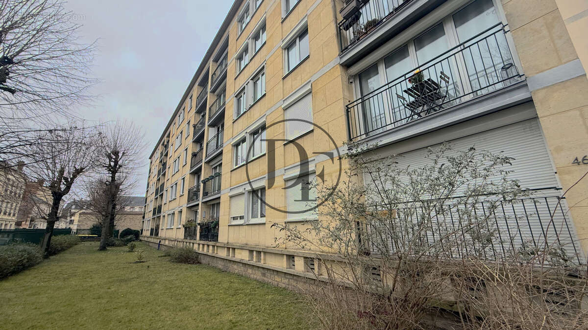Appartement à FONTAINEBLEAU
