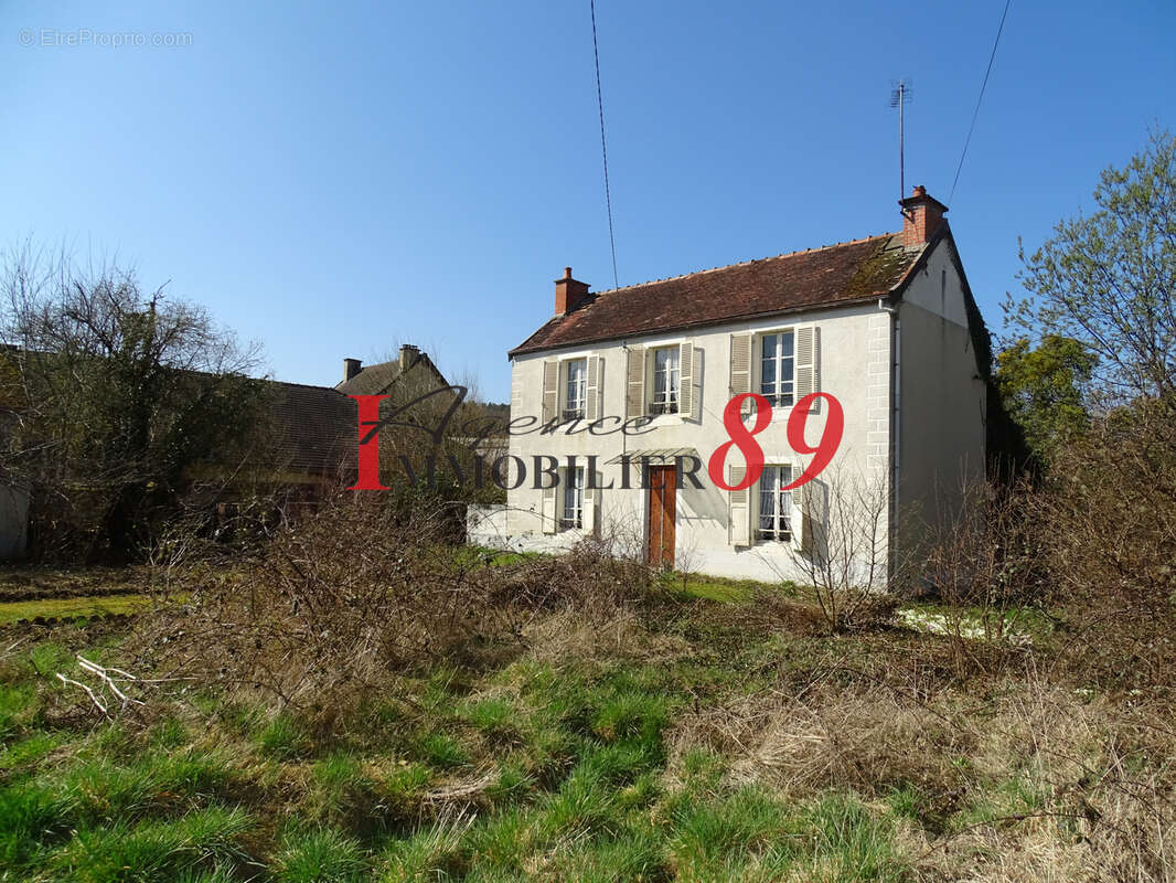Maison à PLAINES-SAINT-LANGE