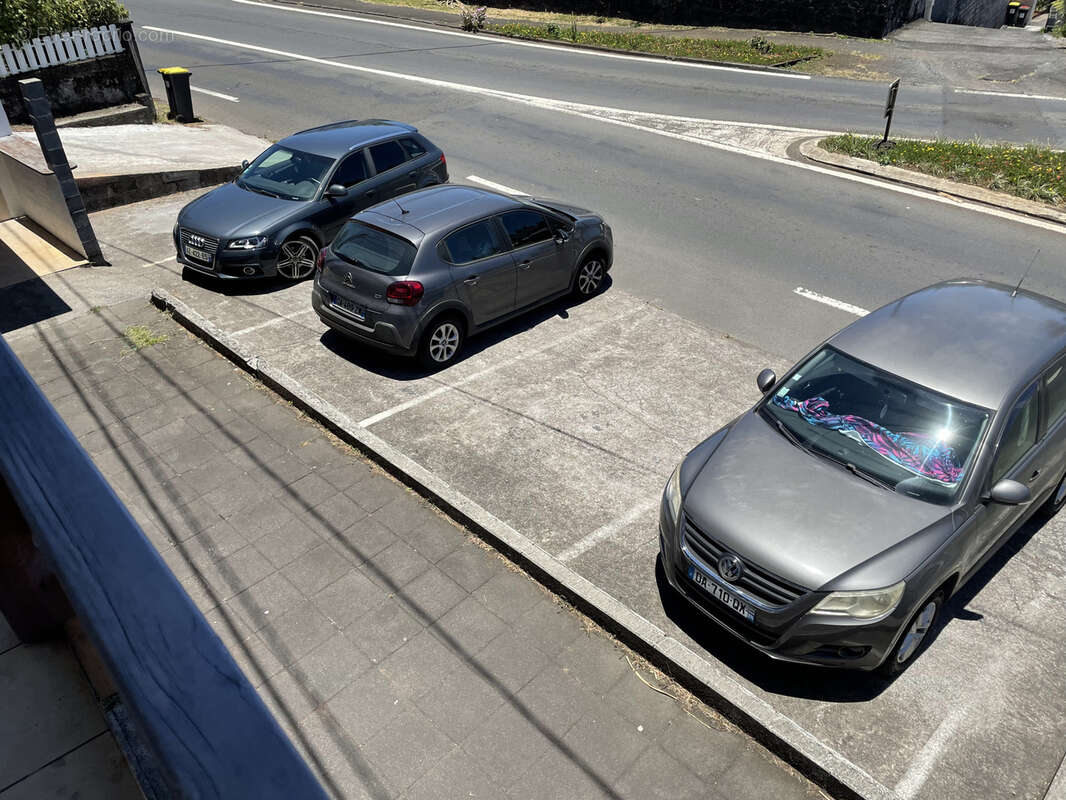 Commerce à SAINT-PHILIPPE