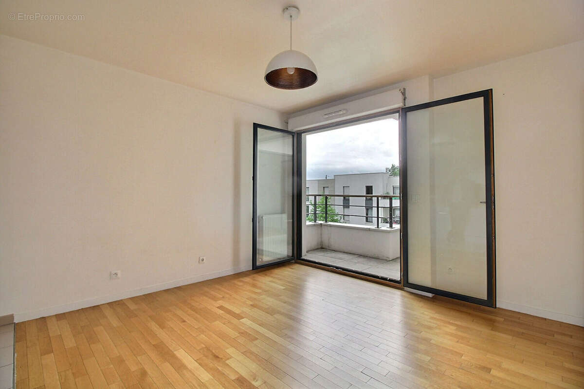Appartement à COLOMBES