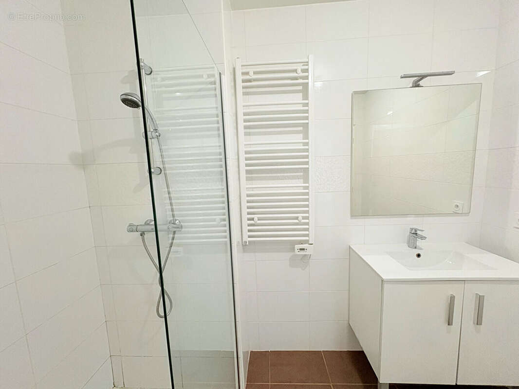 Appartement à VILLENEUVE-LOUBET