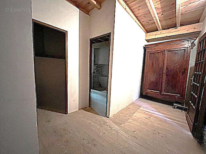 A vendre maison en pierre avec garage   proche limoux - photo 4