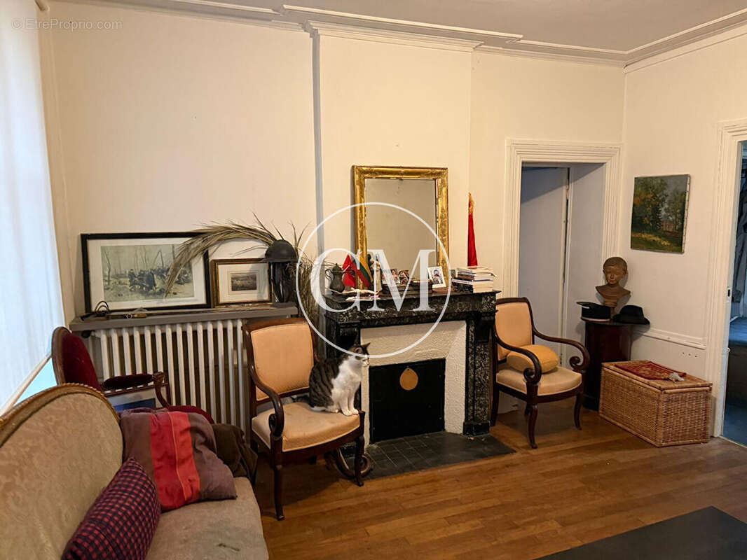 Appartement à VERSAILLES