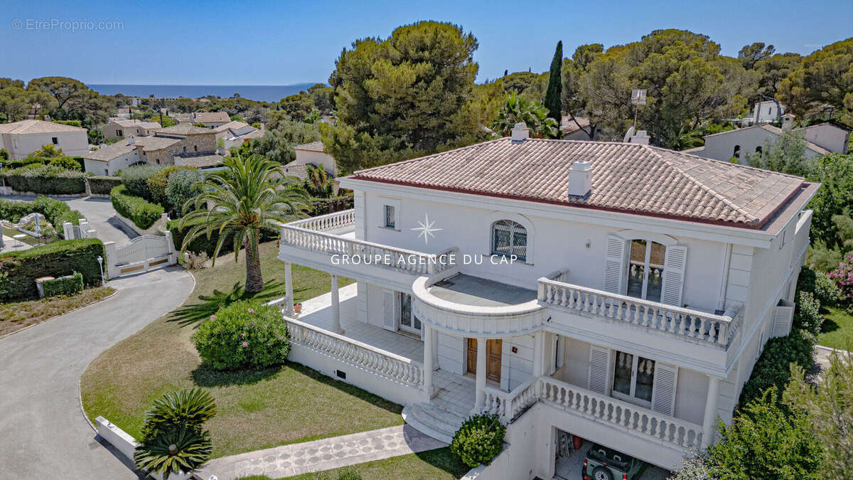 Saint Raphaël Boulouris, Villa 262m² proche commerces - photo 15