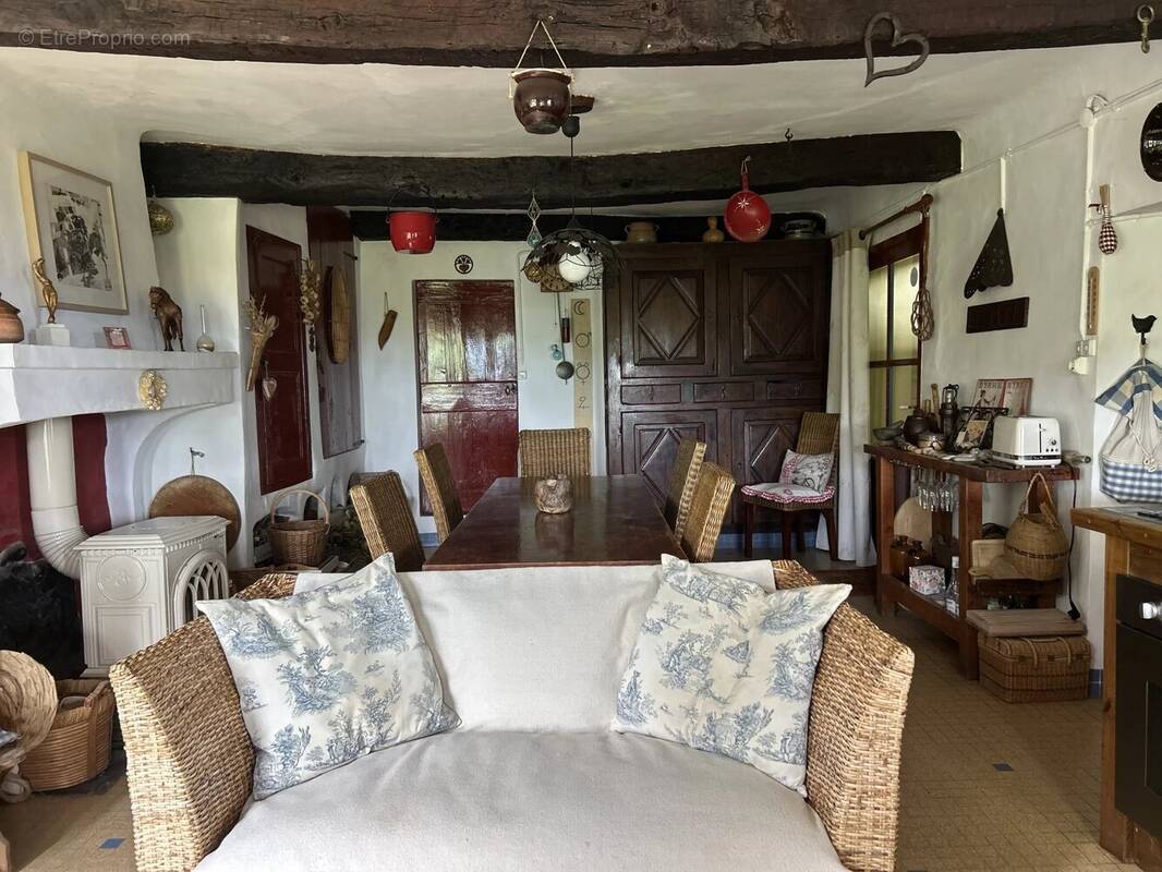 EXCLUSIVITÉ Maison en pierre 335m2 avec 1ha - 04 Alpes-de-Haute-Provence - photo 14