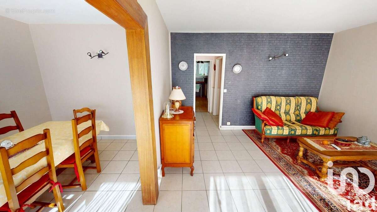 Photo 6 - Appartement à SAINT-FARGEAU-PONTHIERRY