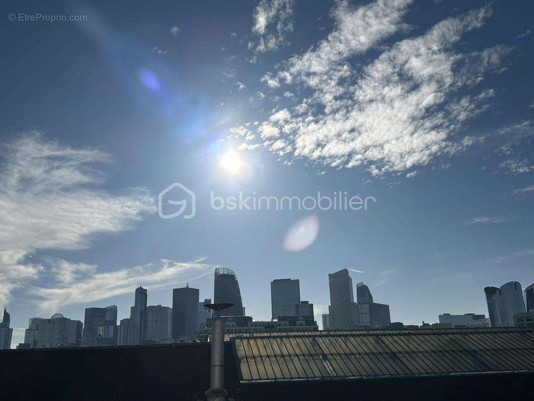 Appartement à LA GARENNE-COLOMBES