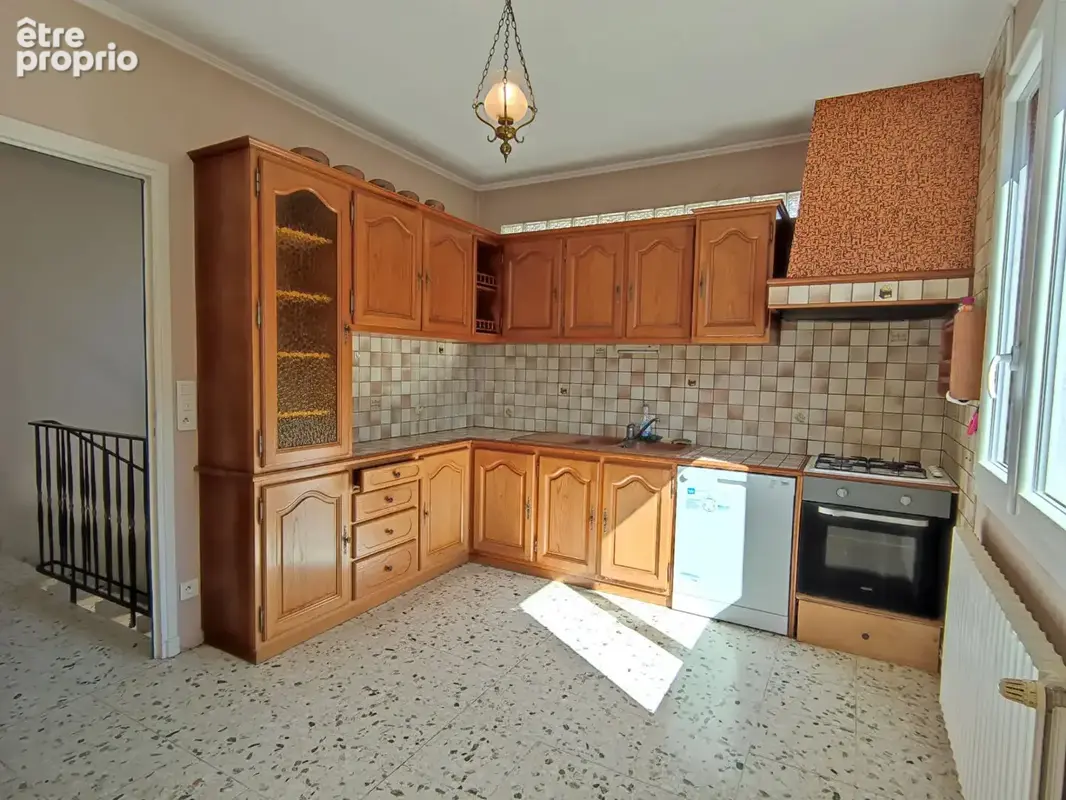 Maison 5 pièces avec  garage et jardin au calme - photo 9