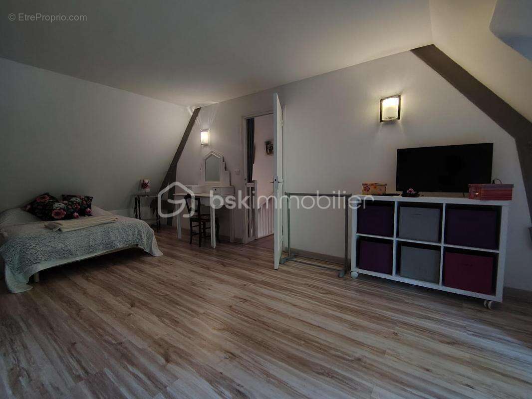 Maison à SAINT-LYPHARD