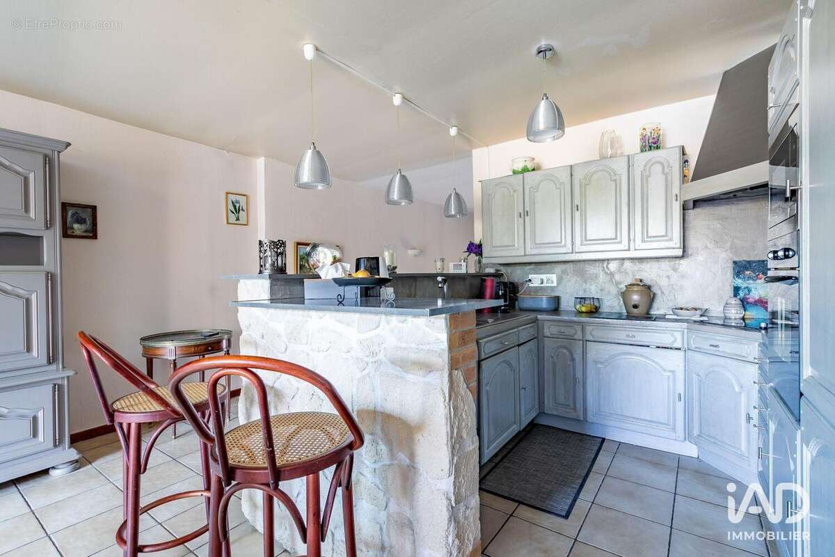 Maison 147 m² à Lassy  - photo 8