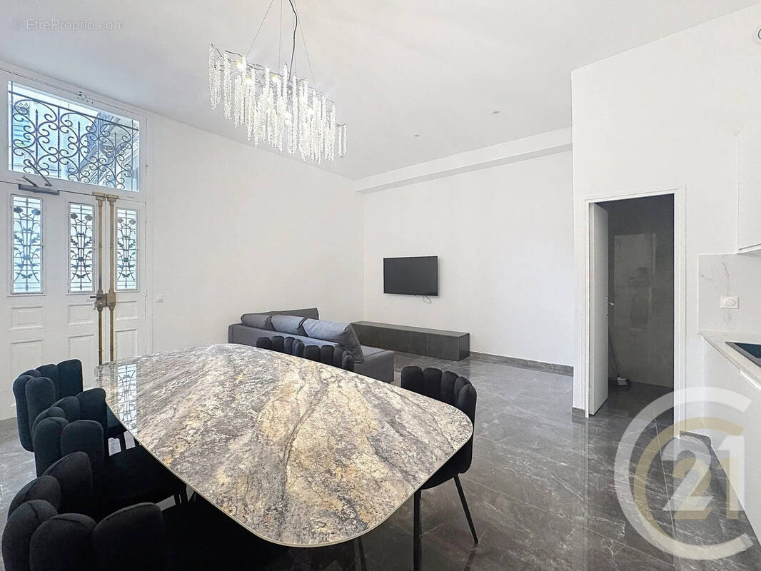 Appartement à PARIS-12E