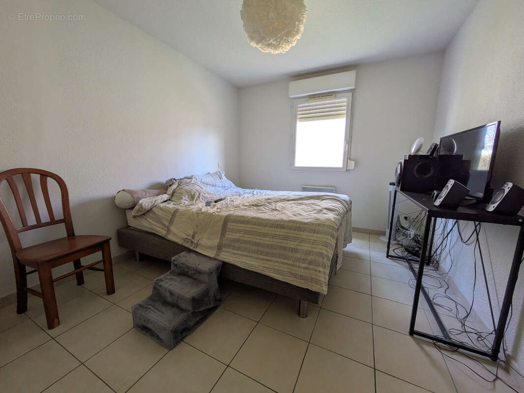 Appartement à BAGNOLS-SUR-CEZE