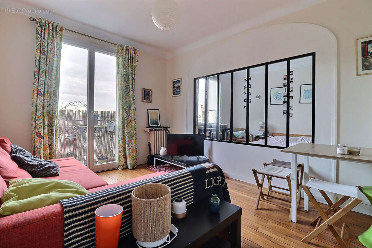 Appartement à COLOMBES