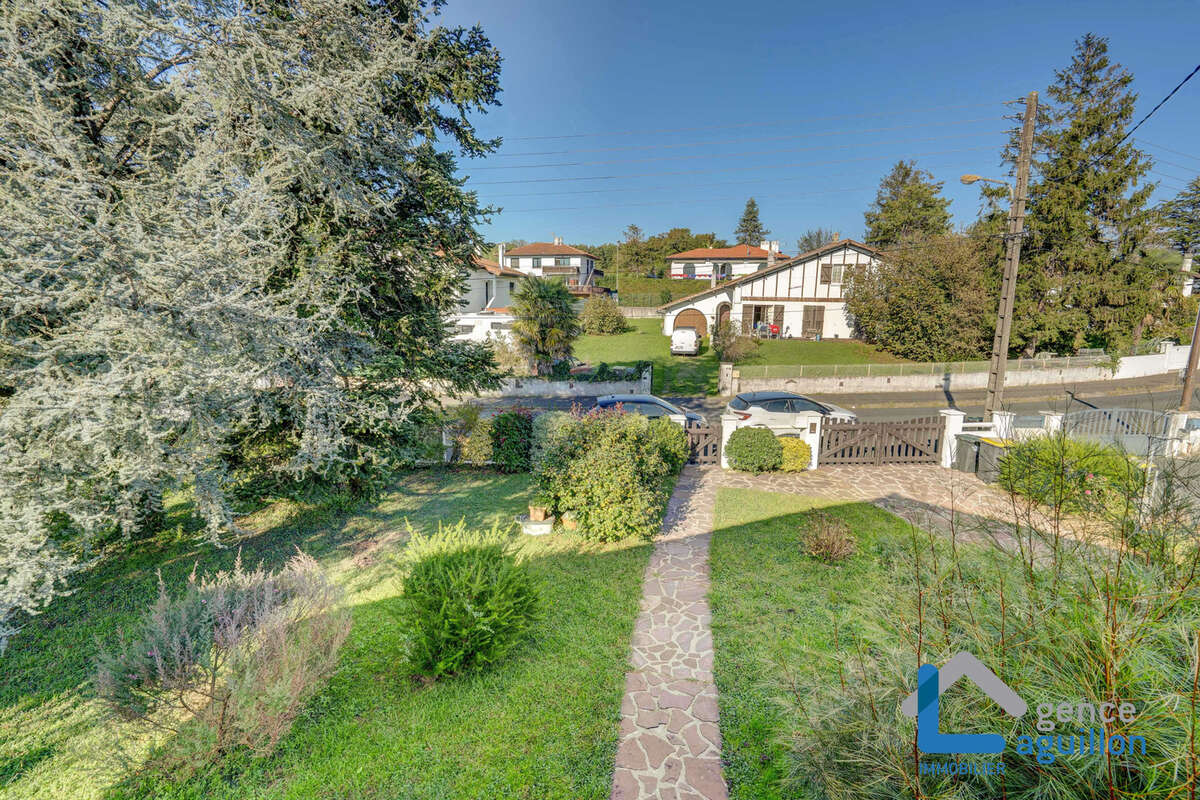 Grande villa individuelle proche plage - photo 21