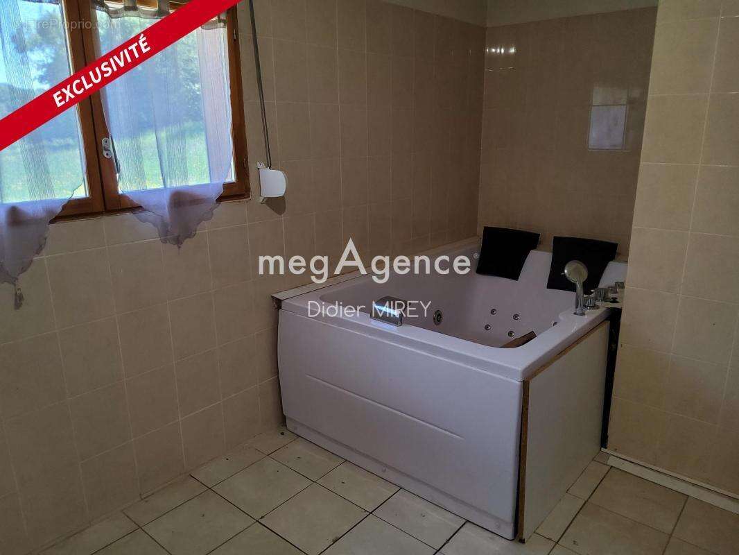 Propriété 10 pièces avec dépendances, grand terrain - photo 7