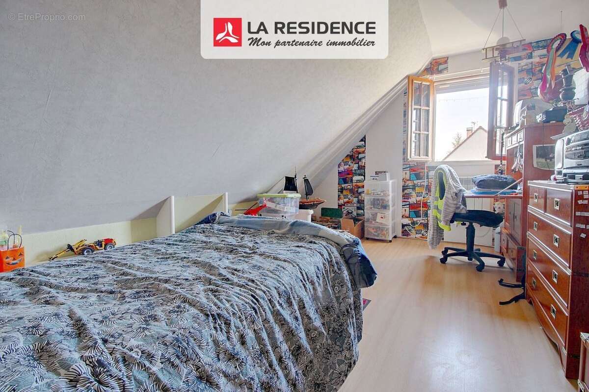 Maison à MOUSSEAUX-SUR-SEINE