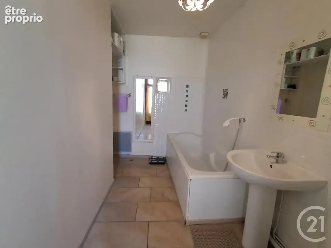 Maison 102 m² à Sougeres-En-Puisaye  - photo 7