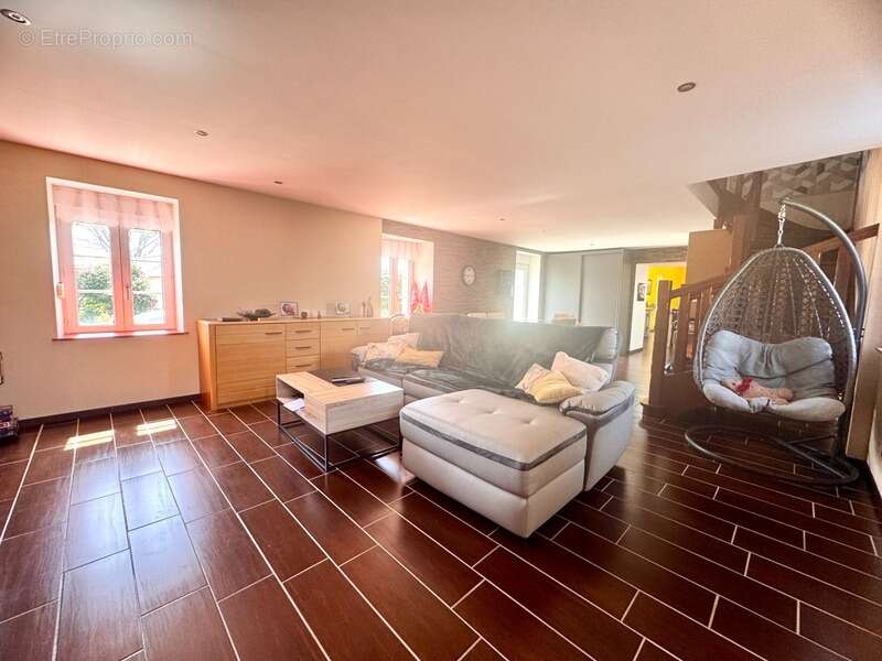 Maison en pierre à vendre 5 pièces LANNILIS (29) - photo 5