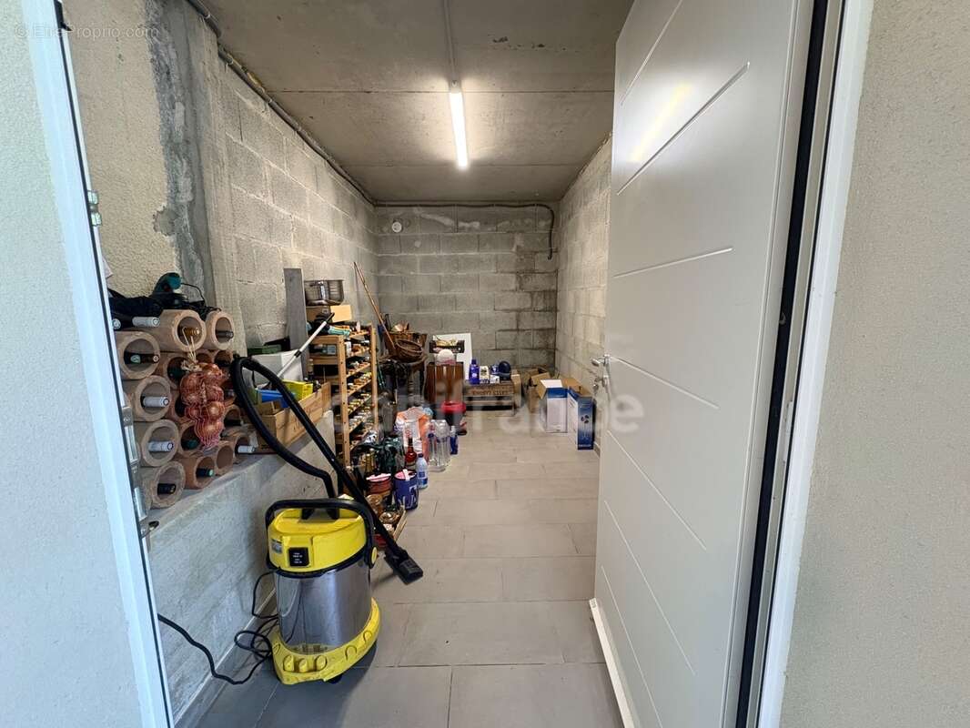  Belle villa de 181 m2 avec deux appartements indépendants - photo 26