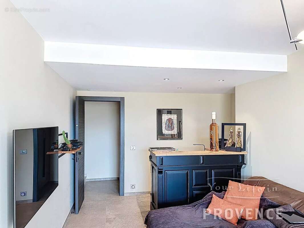 Maison à LA GARDE-FREINET