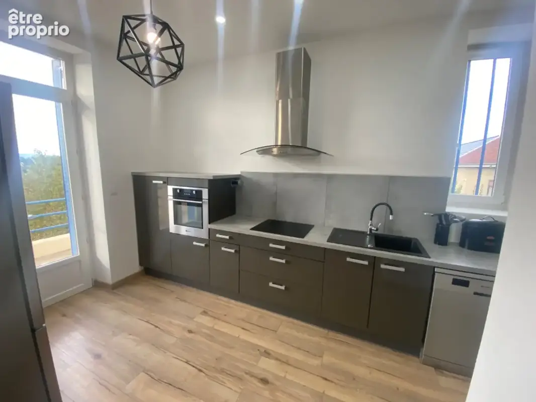 Maison à vendre 8 pièces MONTCEAU LES MINES (71) - photo 9