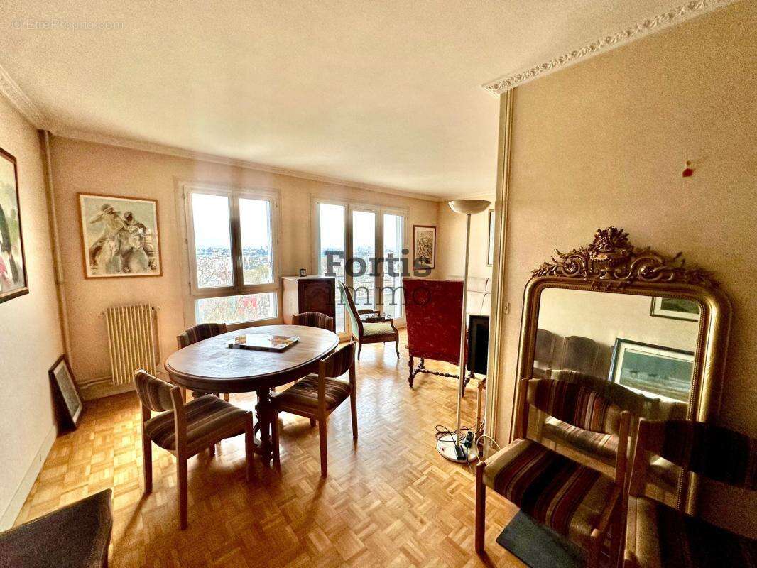 Appartement à CHAMPIGNY-SUR-MARNE