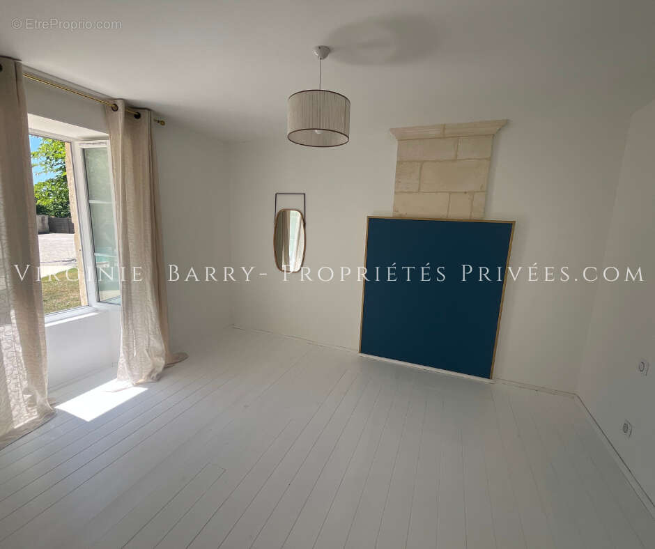 Maison à TONNAY-CHARENTE