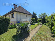 Maison à VAILLY-SUR-AISNE