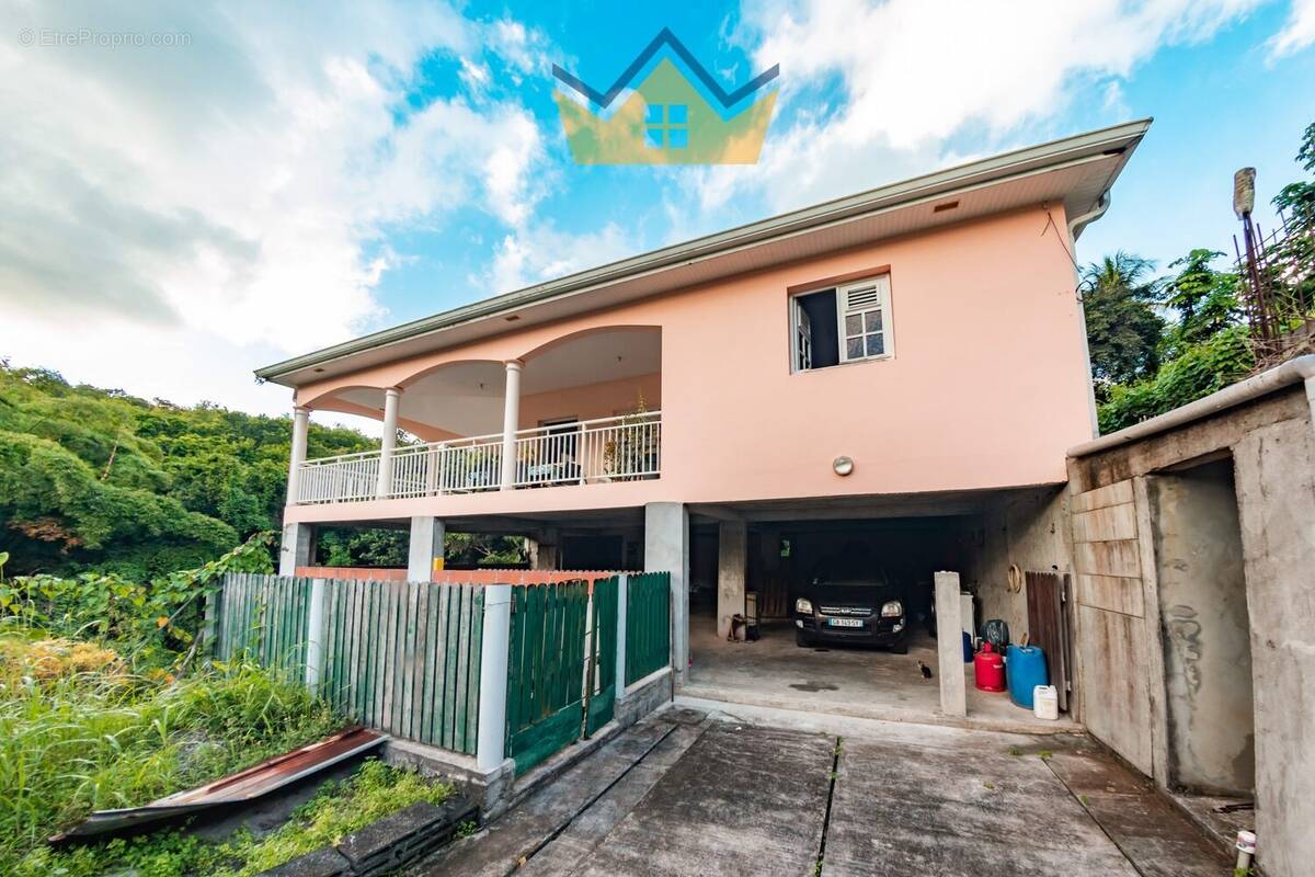 Maison à SCHOELCHER