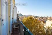 Appartement à MARSEILLE-1E