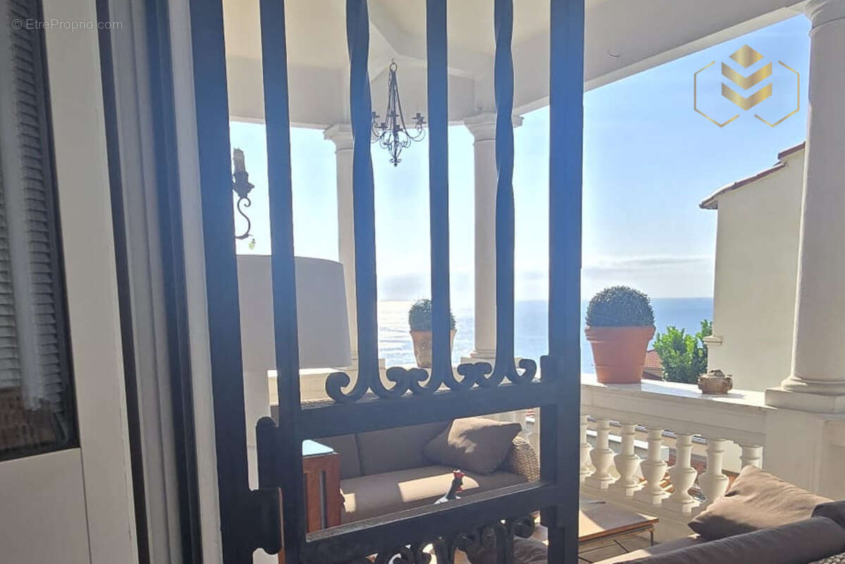 Maison à ROQUEBRUNE-CAP-MARTIN