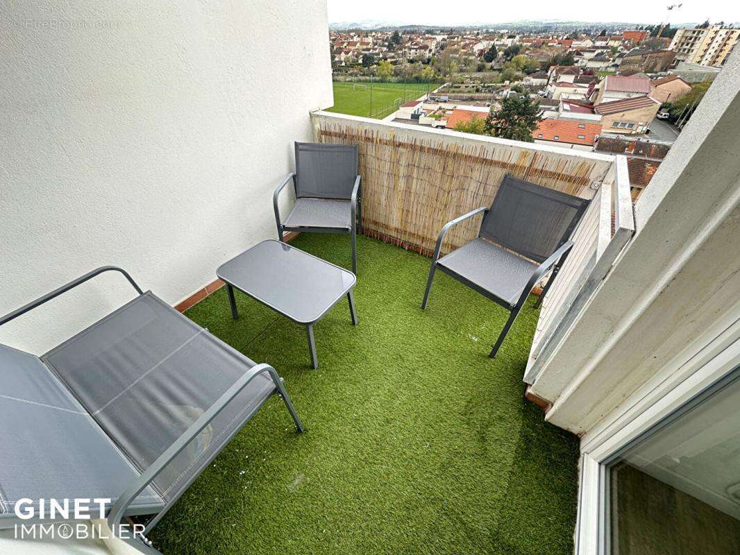 Appartement à RIORGES