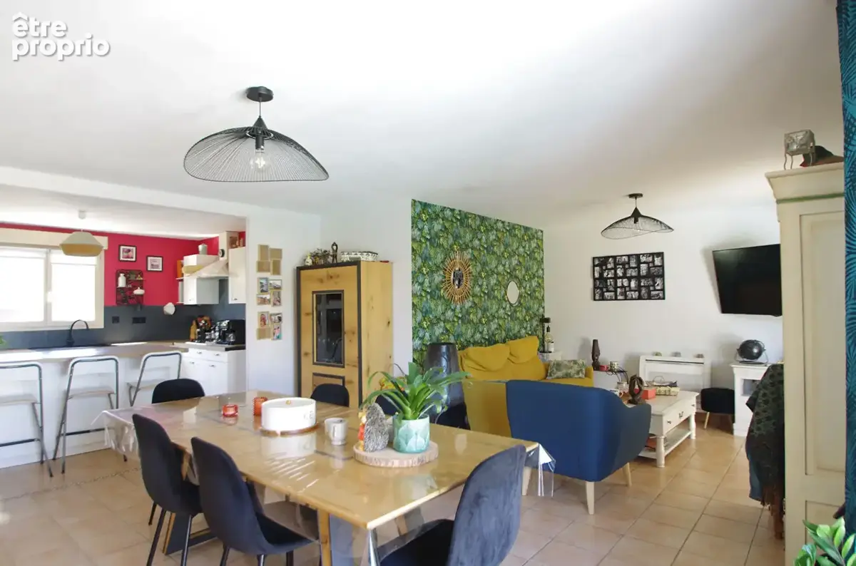 Maison à vendre à Longuenée-en-Anjou, piscine, pergola, 5 chambres - photo 3