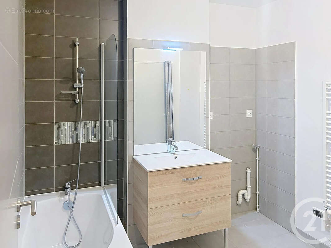 Appartement 60 m² à Auxerre  - photo 4
